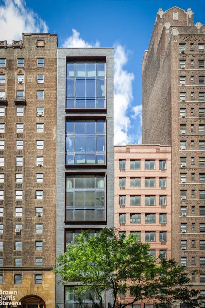 139 E 23rd Street New York City NY 10010