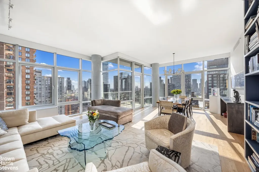 310 E 53rd Street New York City NY 10022