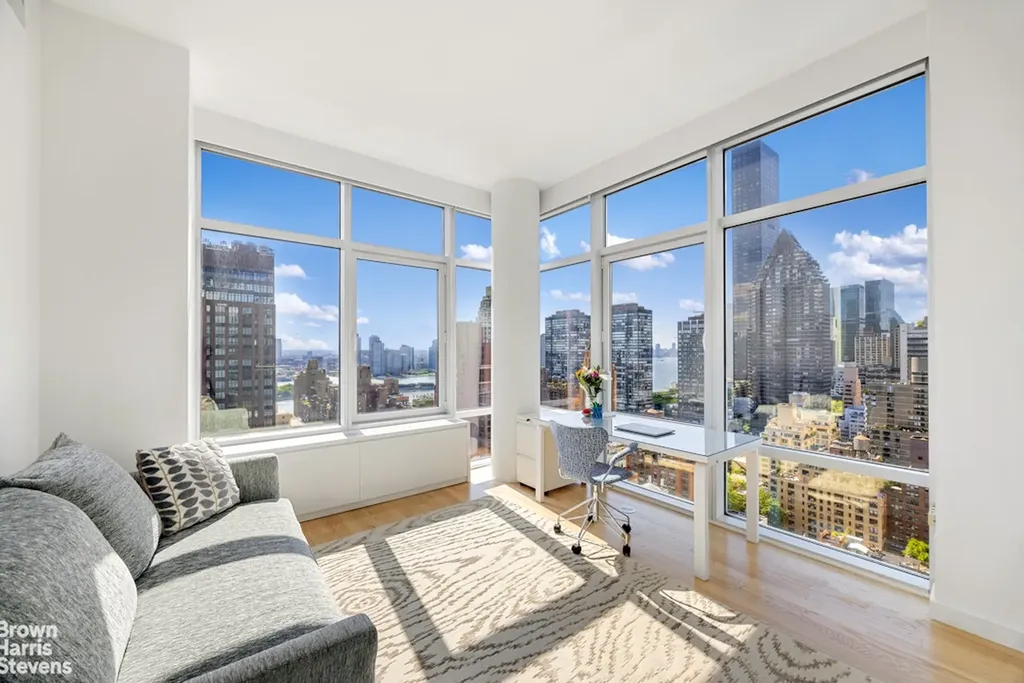 310 E 53rd Street New York City NY 10022