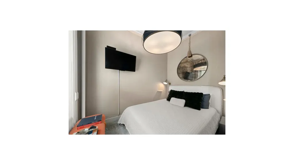 799 Madison Avenue New York City NY 10065