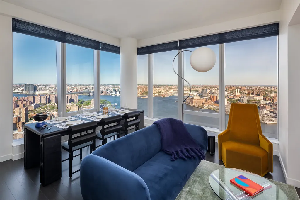 252 South Street New York City NY 10002