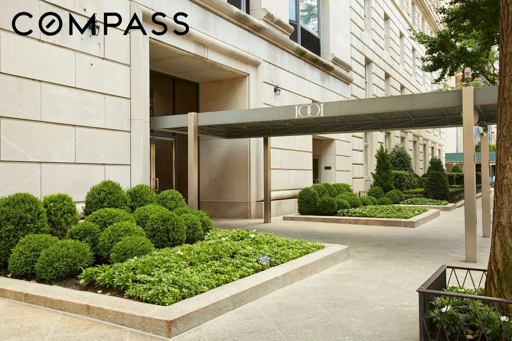 1001 5th Avenue New York City NY 10028