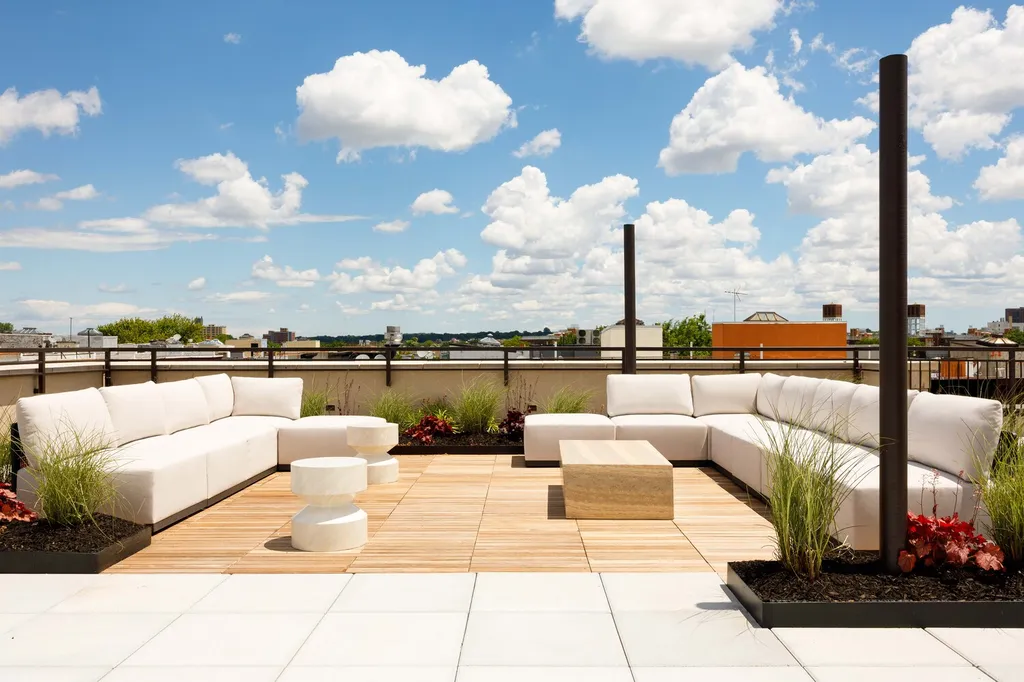 194 Bainbridge Street New York City NY 11233