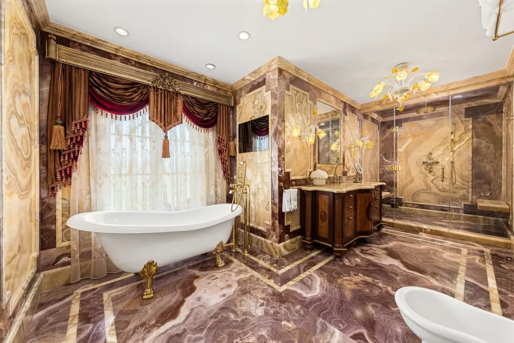 215 Exeter Street New York City NY 11235