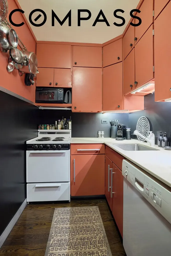 116 E 66th Street New York City NY 10065