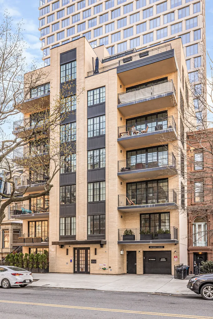 532 Clinton Avenue New York City NY 11238