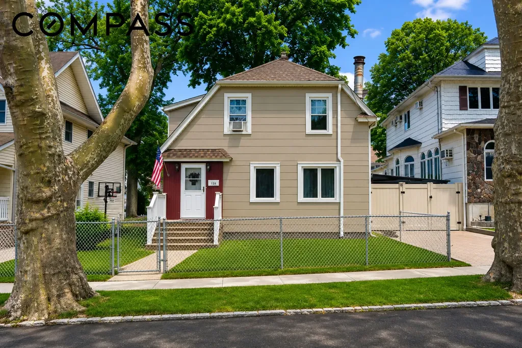 196 Prescott Avenue New York City NY 10306