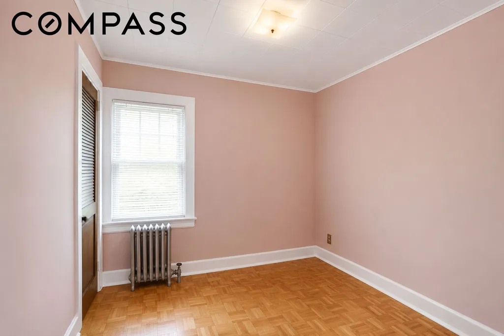 196 Prescott Avenue New York City NY 10306