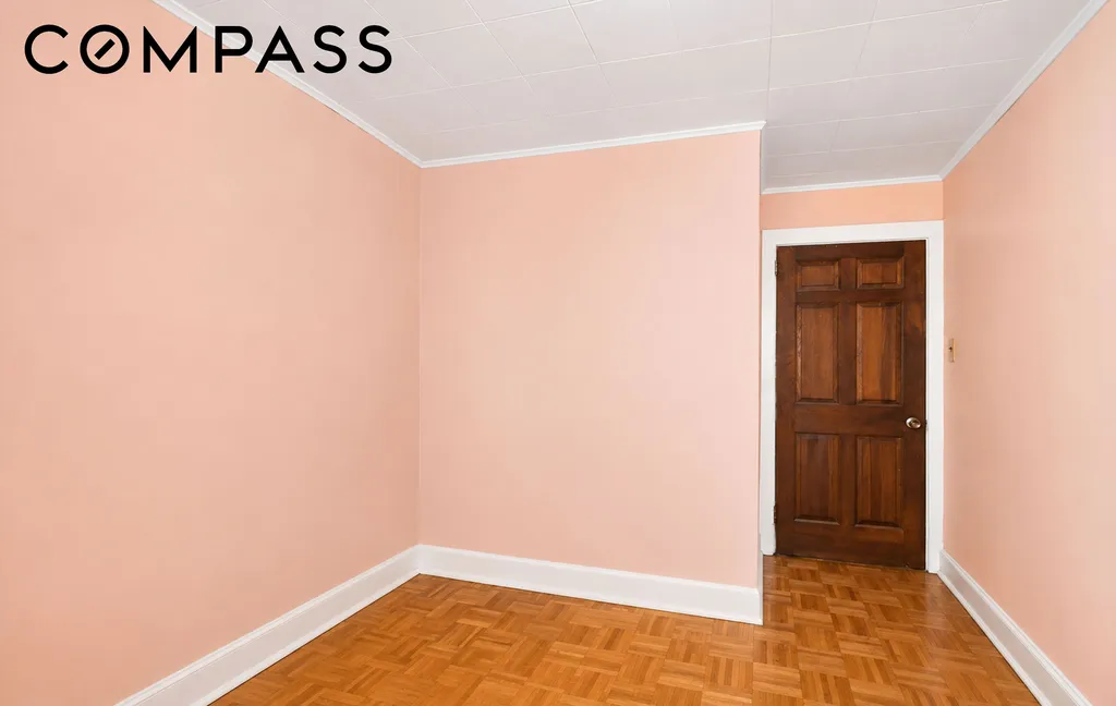 196 Prescott Avenue New York City NY 10306