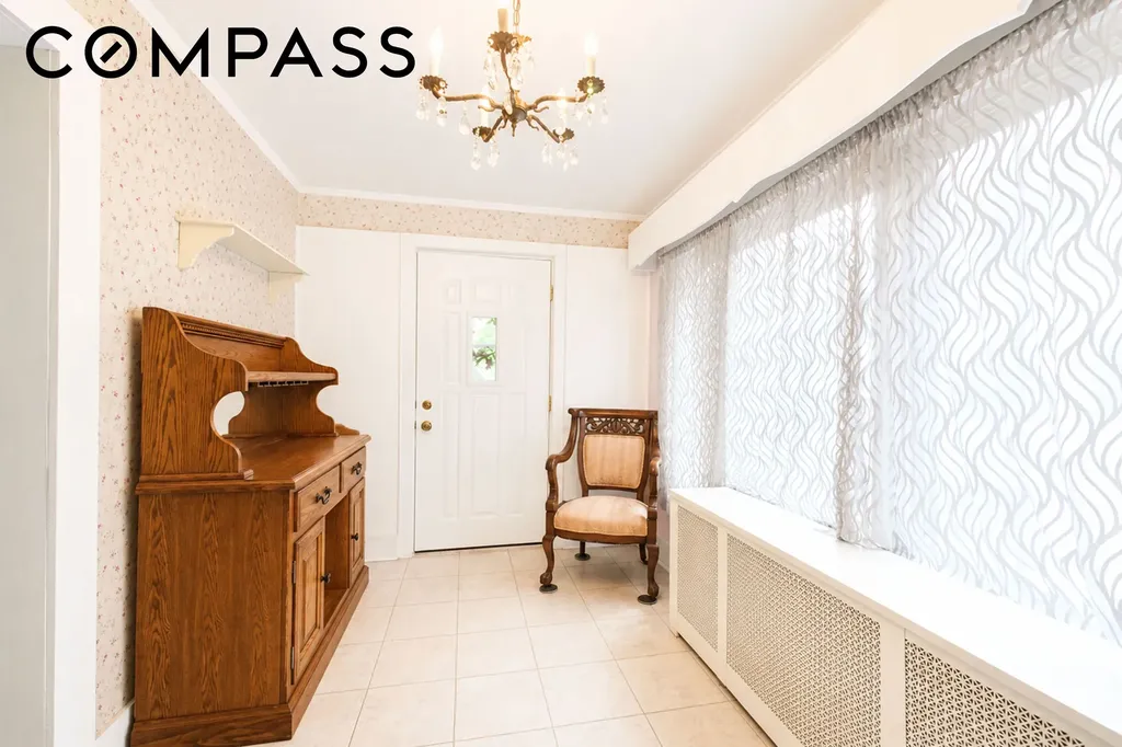 196 Prescott Avenue New York City NY 10306