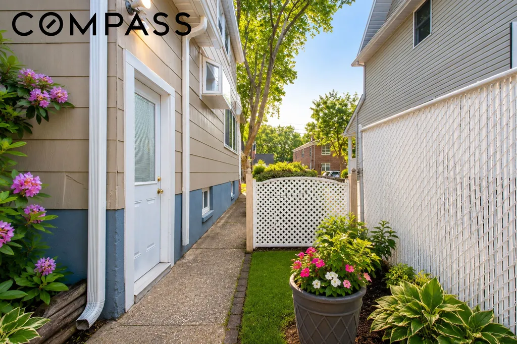 196 Prescott Avenue New York City NY 10306