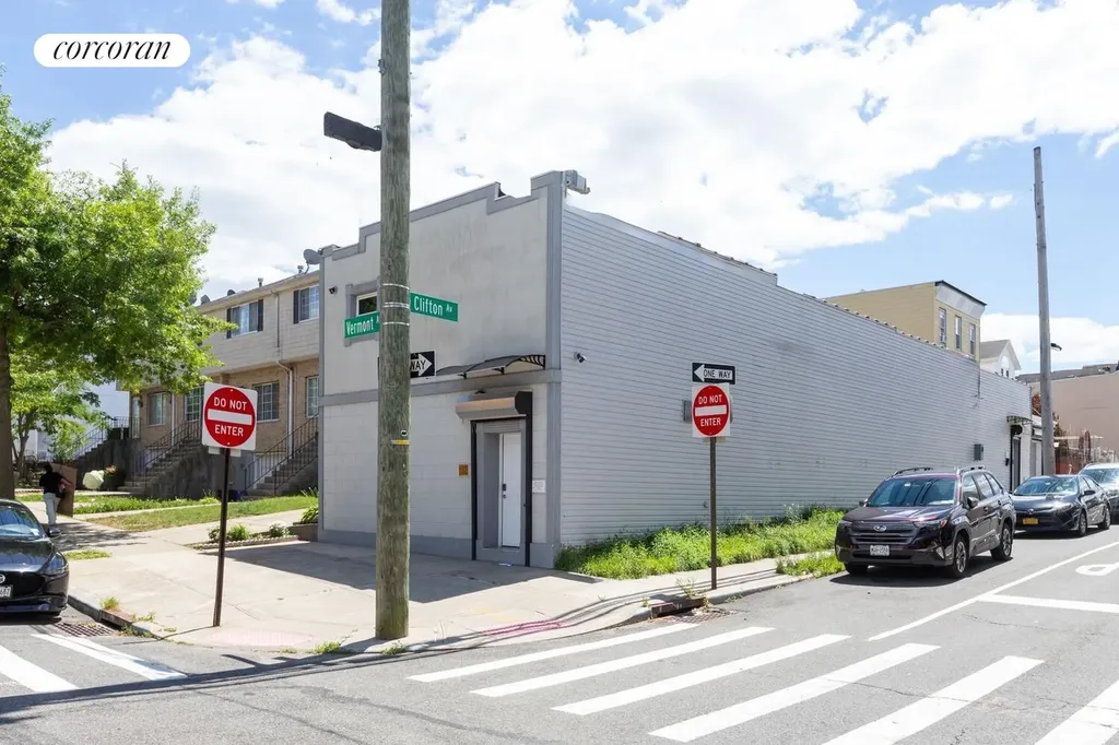 182 Vermont Avenue New York City NY 10305