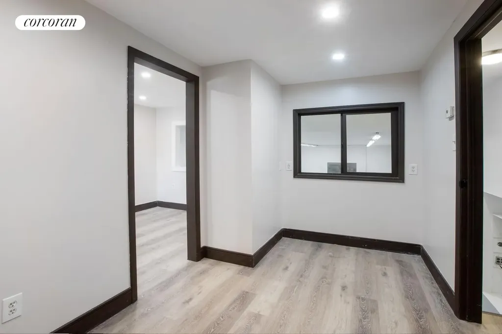 182 Vermont Avenue New York City NY 10305