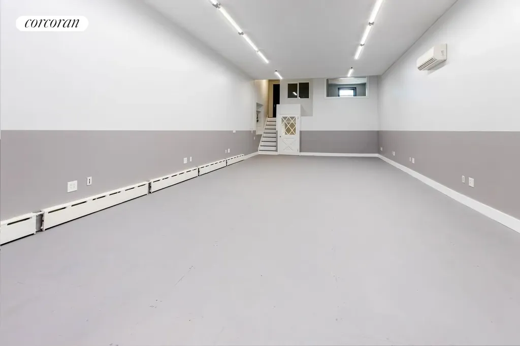 182 Vermont Avenue New York City NY 10305