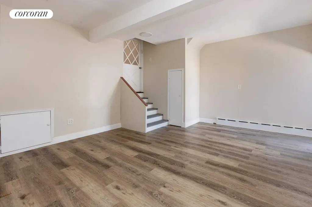 182 Vermont Avenue New York City NY 10305