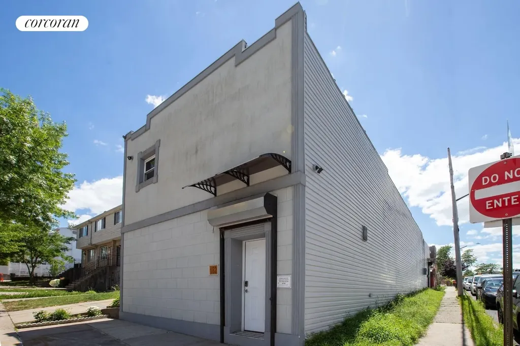 182 Vermont Avenue New York City NY 10305