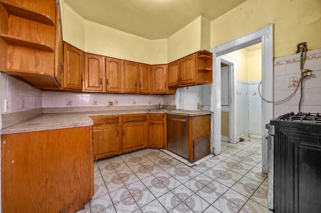 3820 Clarendon Road New York City NY 11203