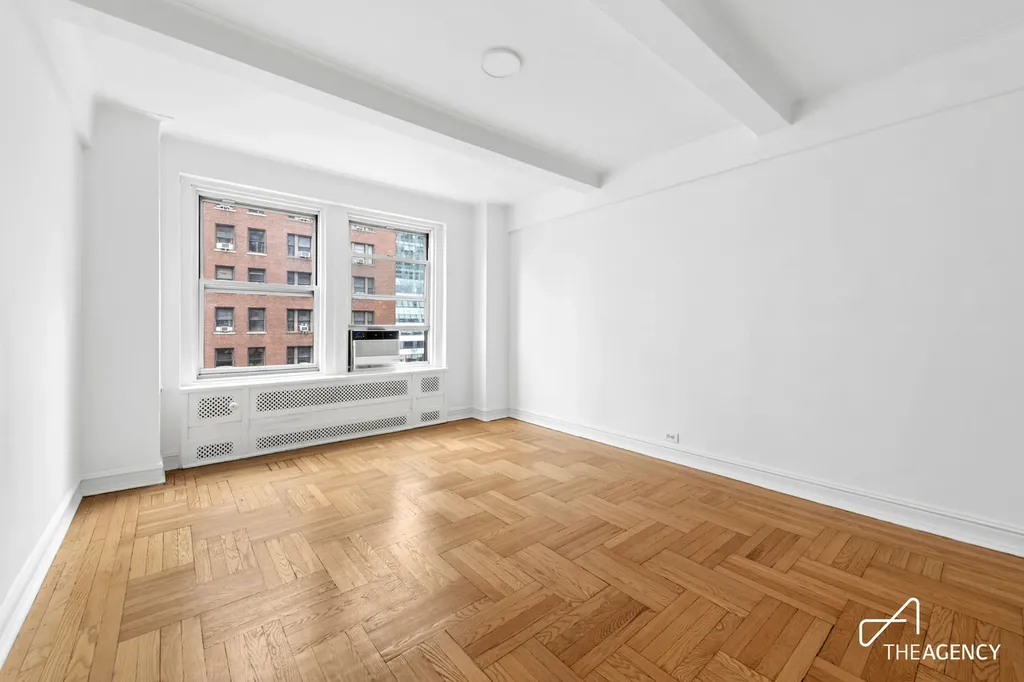 433 W 34th Street New York City NY 10001