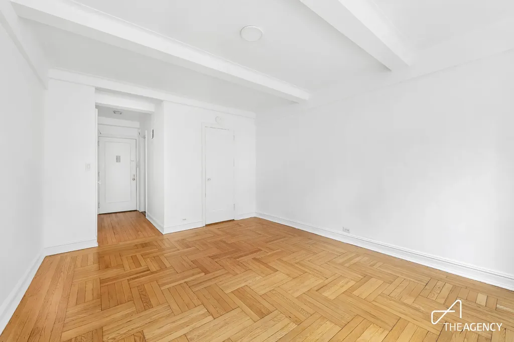 433 W 34th Street New York City NY 10001