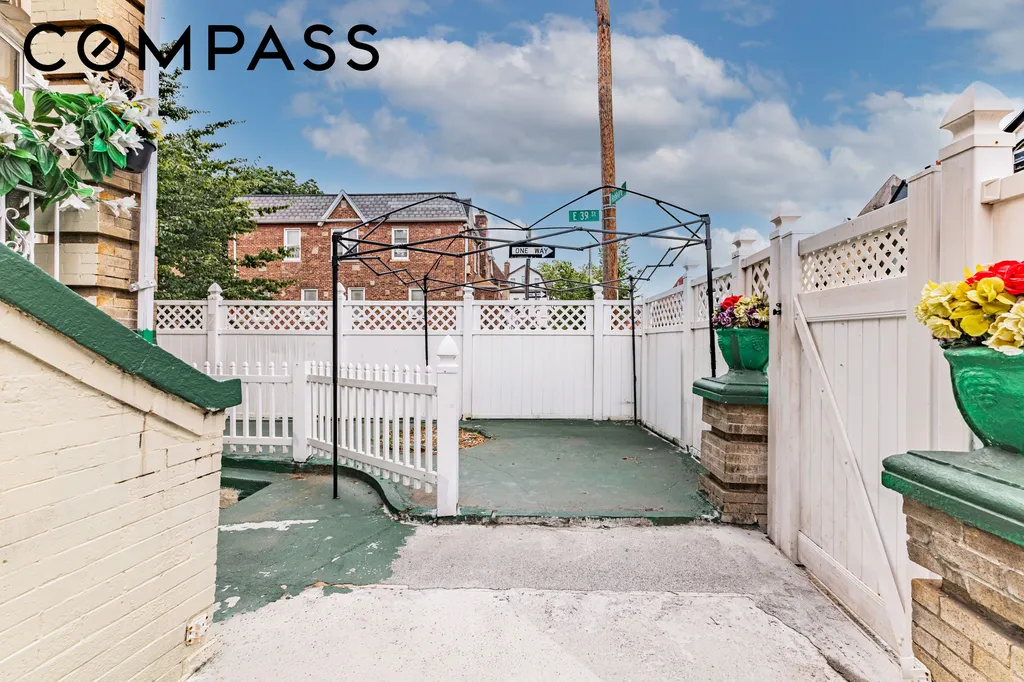 27 Hubbard Place New York City NY 11210