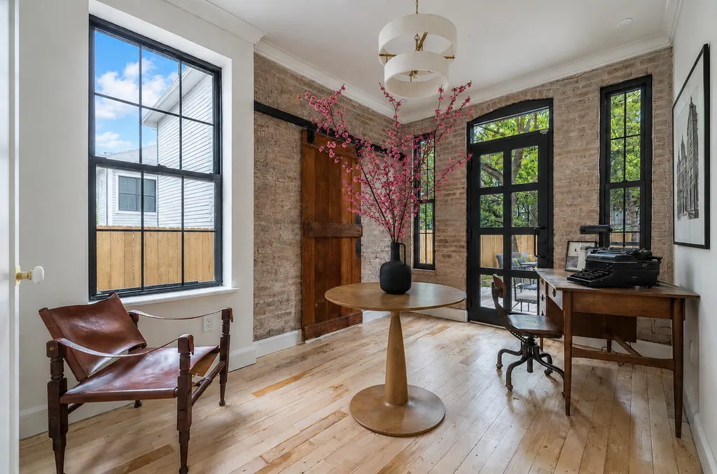 551 Lexington Avenue New York City NY 11221