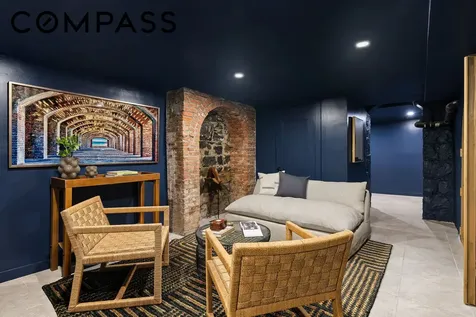 123 Willoughby Avenue New York City NY 11205