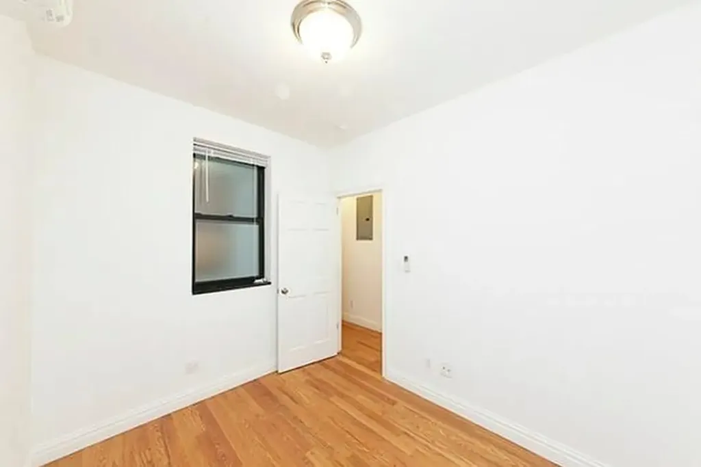 749 9th Avenue New York City NY 10019