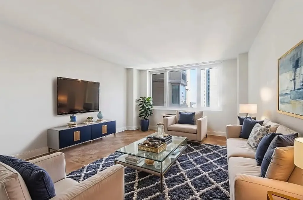 400 E 71st Street New York City NY 10021