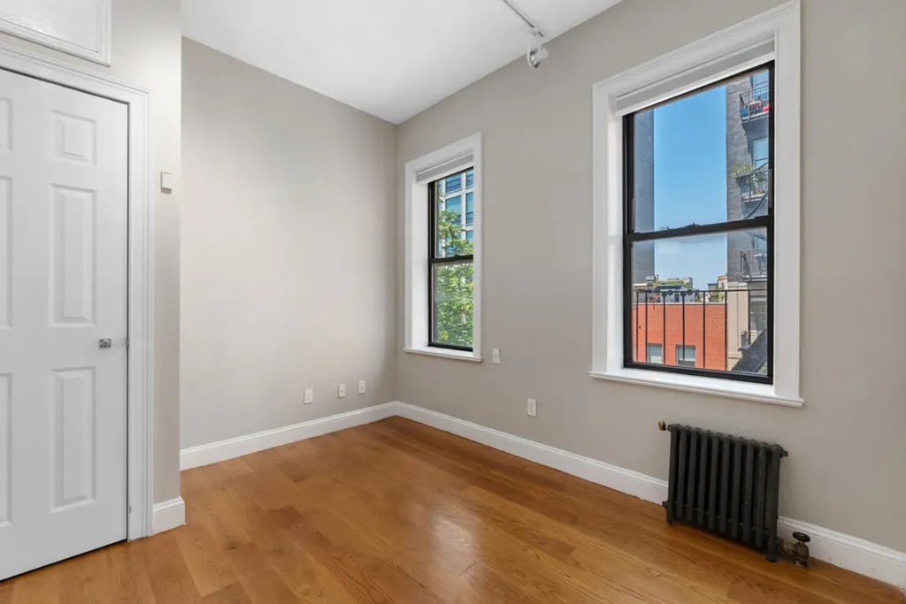 163 Chrystie Street New York City NY 10002