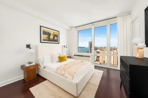 80 Riverside Boulevard New York City NY 10069