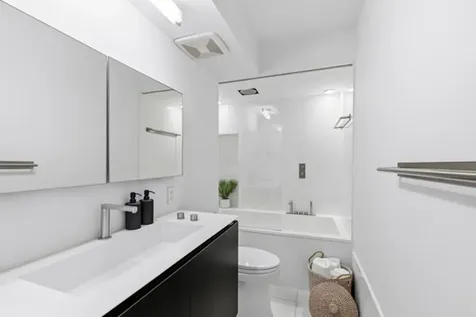 110 E 71st Street New York City NY 10021