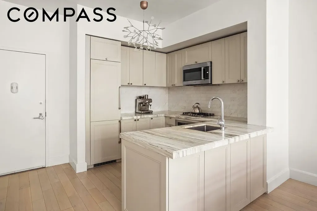 389 E 89th Street New York City NY 10128
