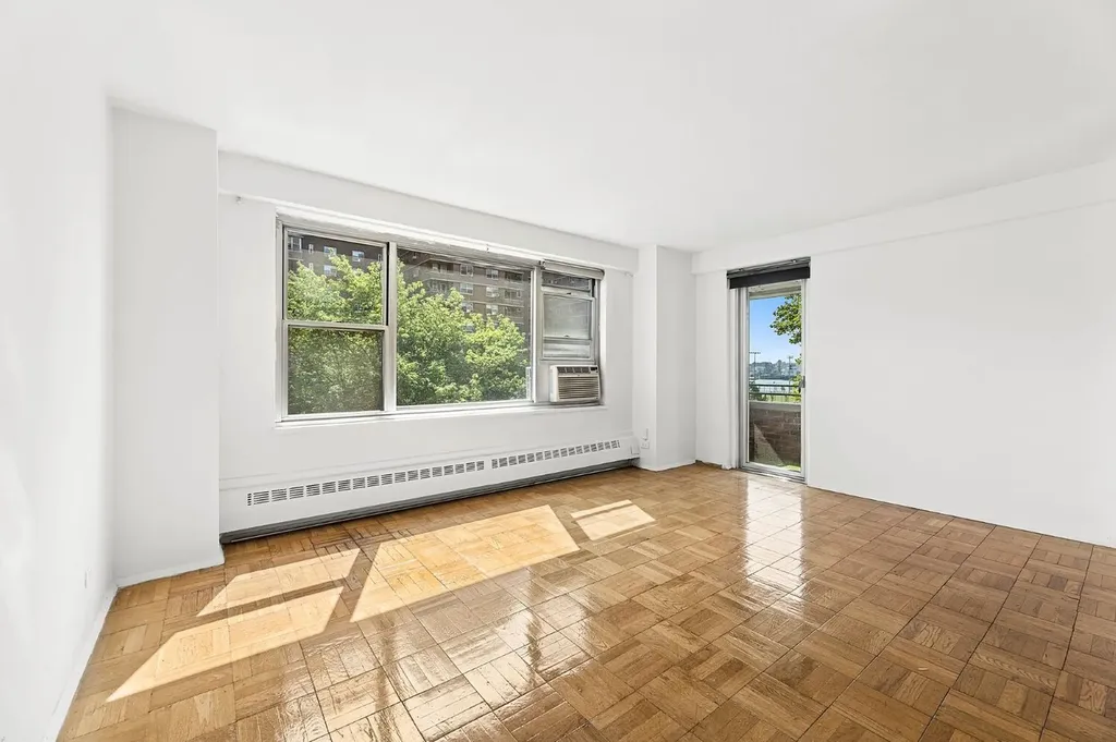572 Grand Street New York City NY 10002