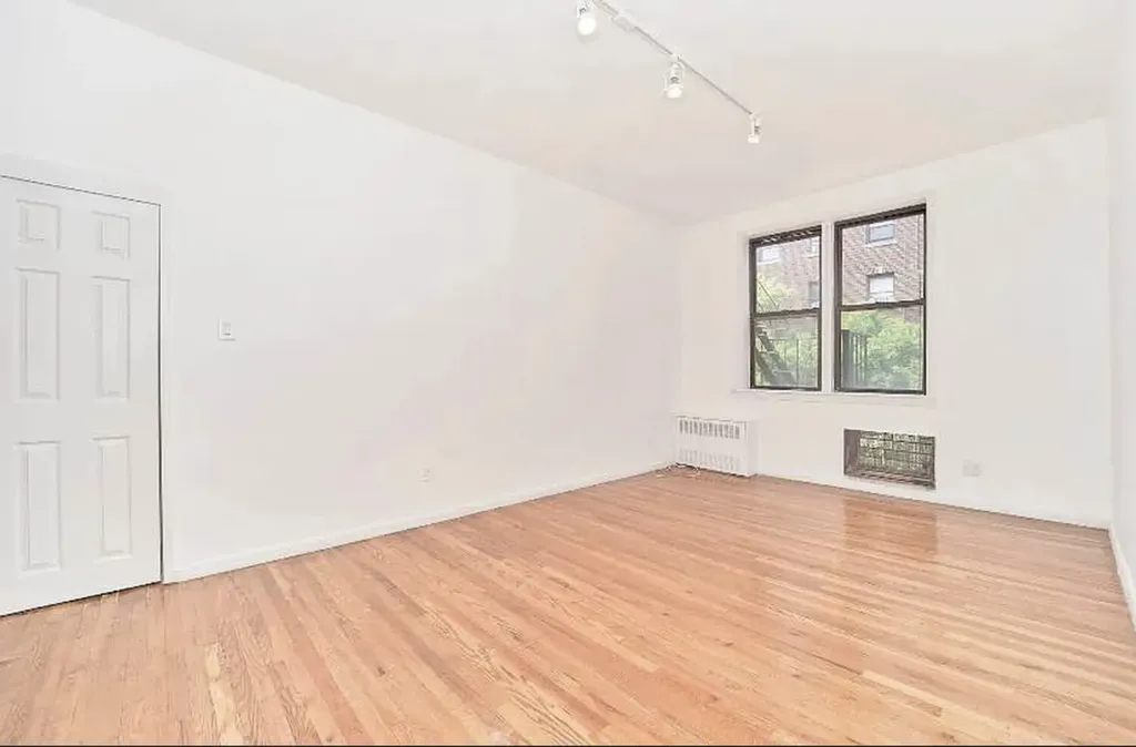 233 E 12th Street New York City NY 10003