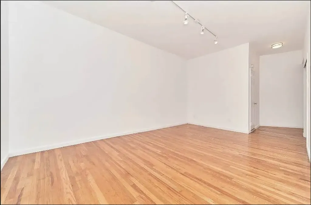233 E 12th Street New York City NY 10003