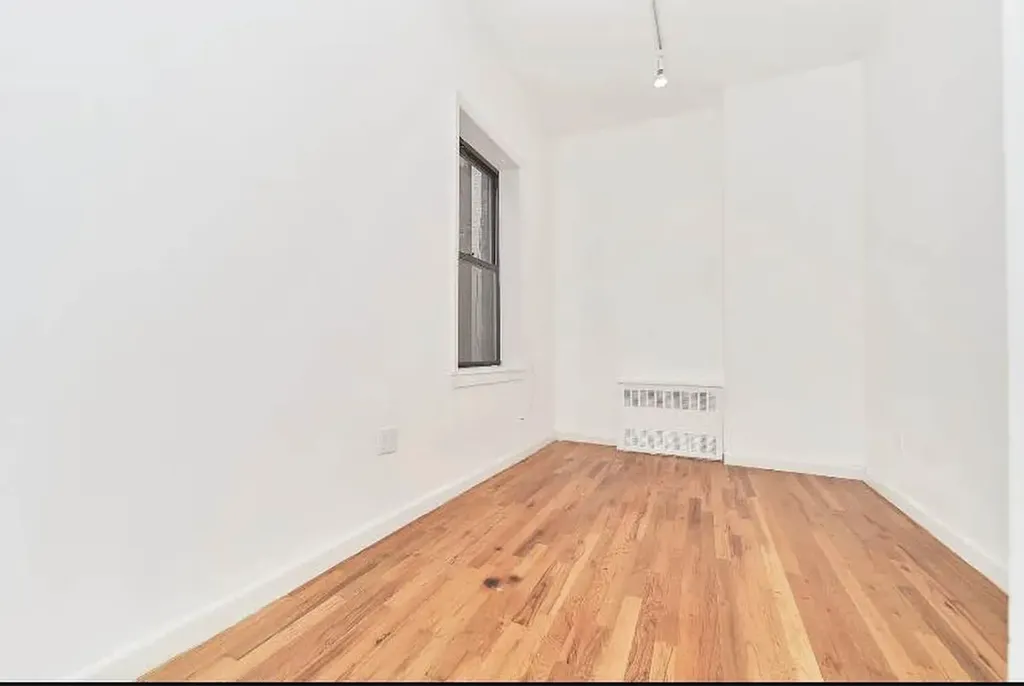233 E 12th Street New York City NY 10003