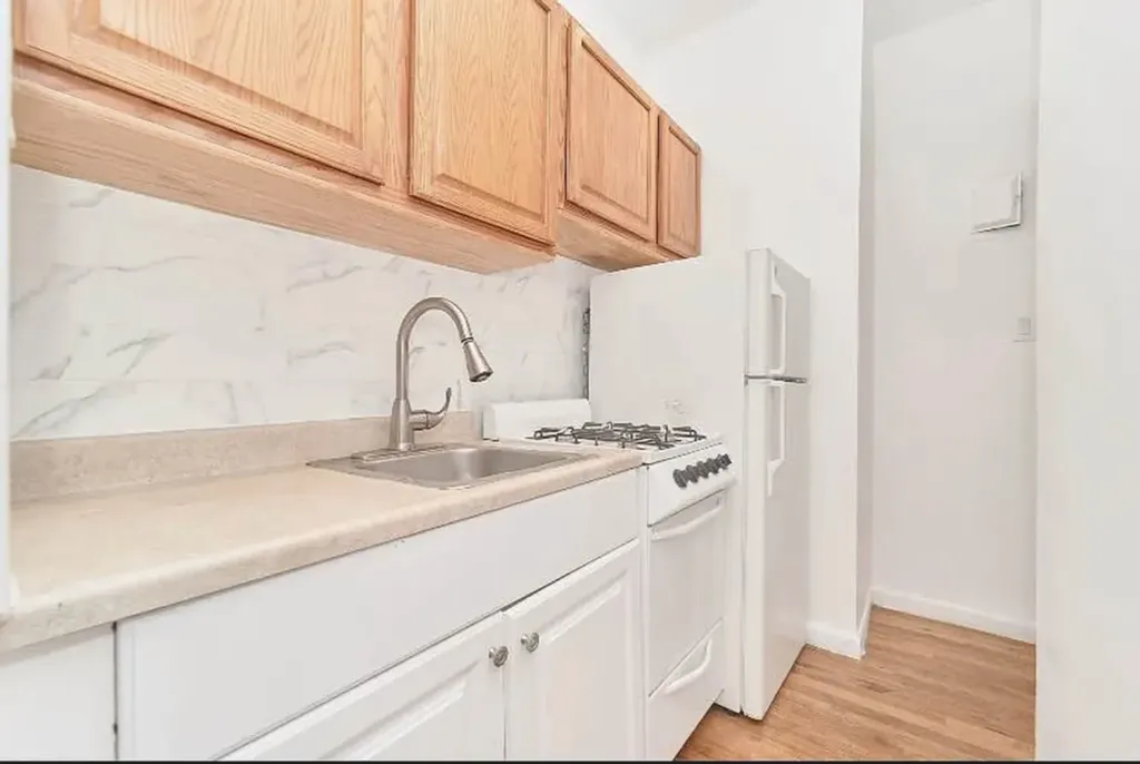 233 E 12th Street New York City NY 10003