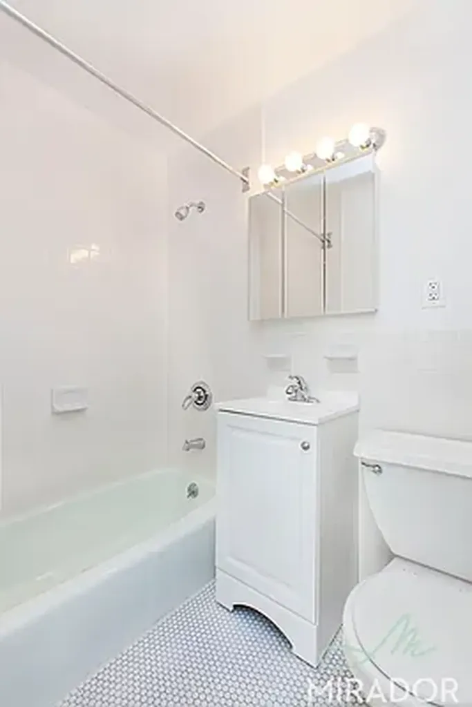 1556 York Avenue New York City NY 10028