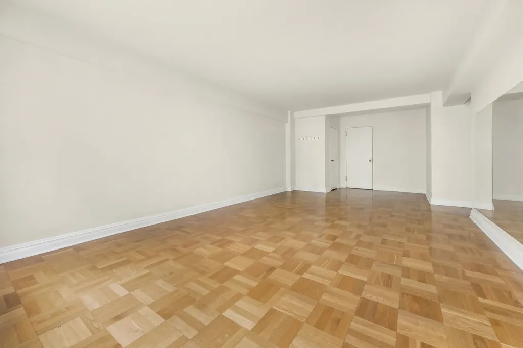 120 E 36th Street New York City NY 10016