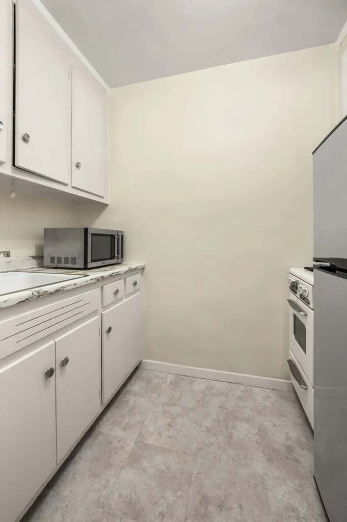 120 E 36th Street New York City NY 10016