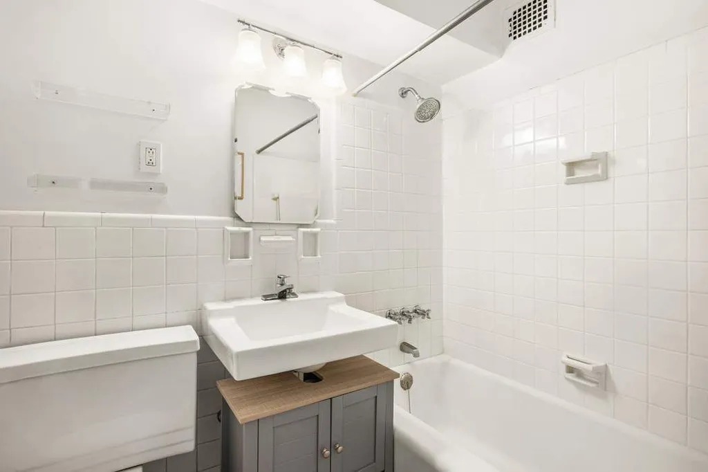 333 E 55th Street New York City NY 10022