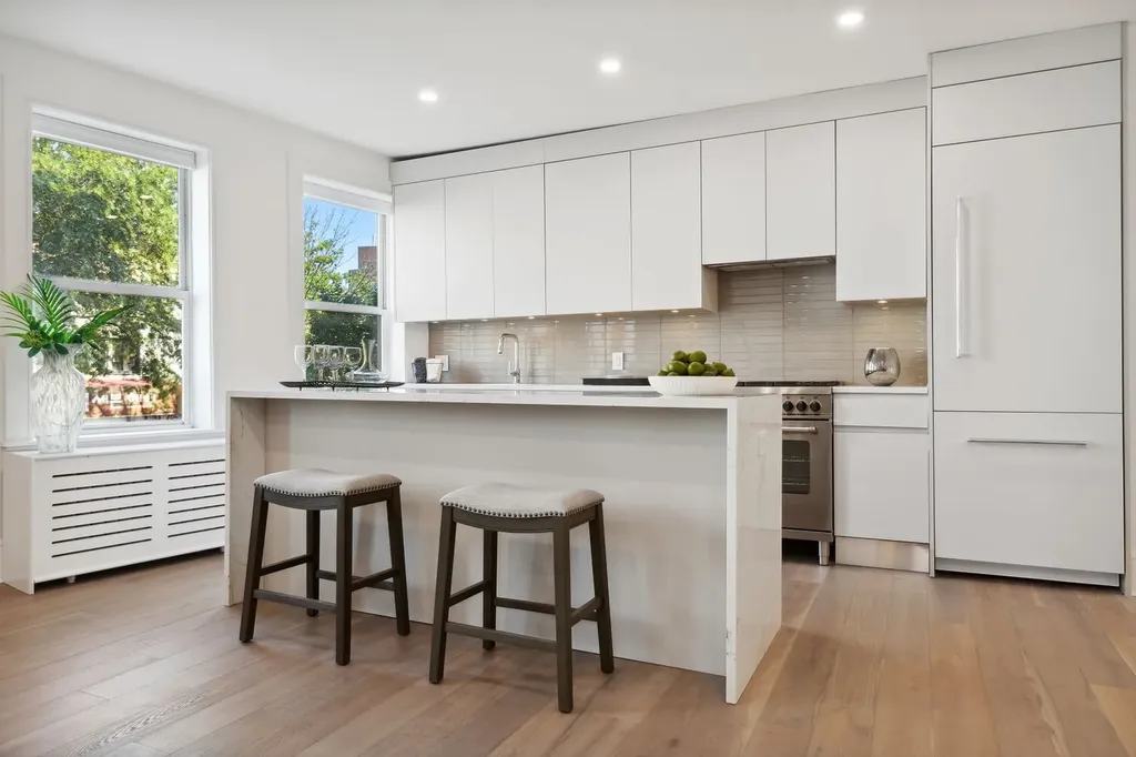 148-09 Northern Boulevard New York City NY 11354