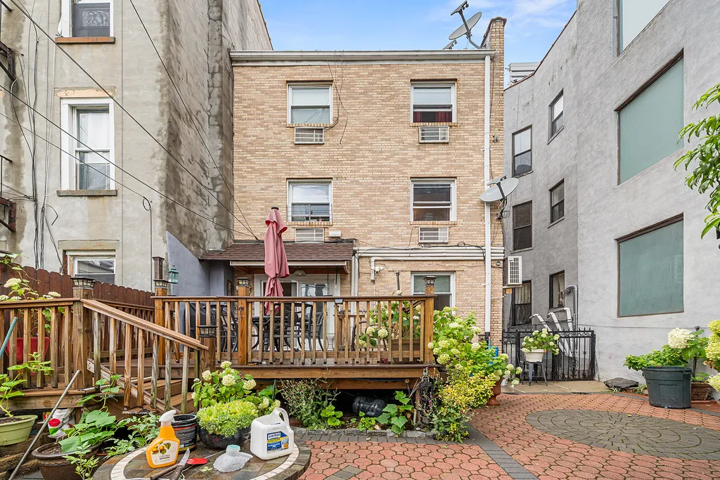 154 Pulaski Street New York City NY 11206