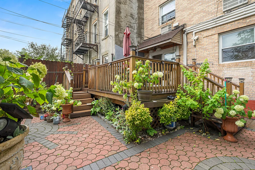 154 Pulaski Street New York City NY 11206