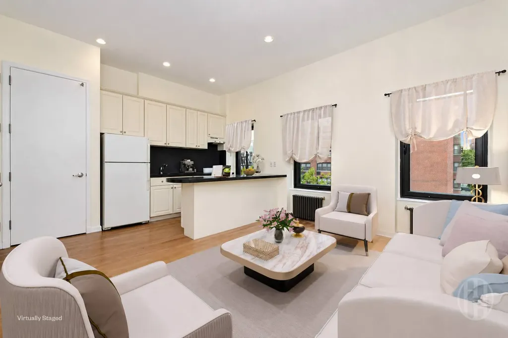 200 E 35th Street New York City NY 10016