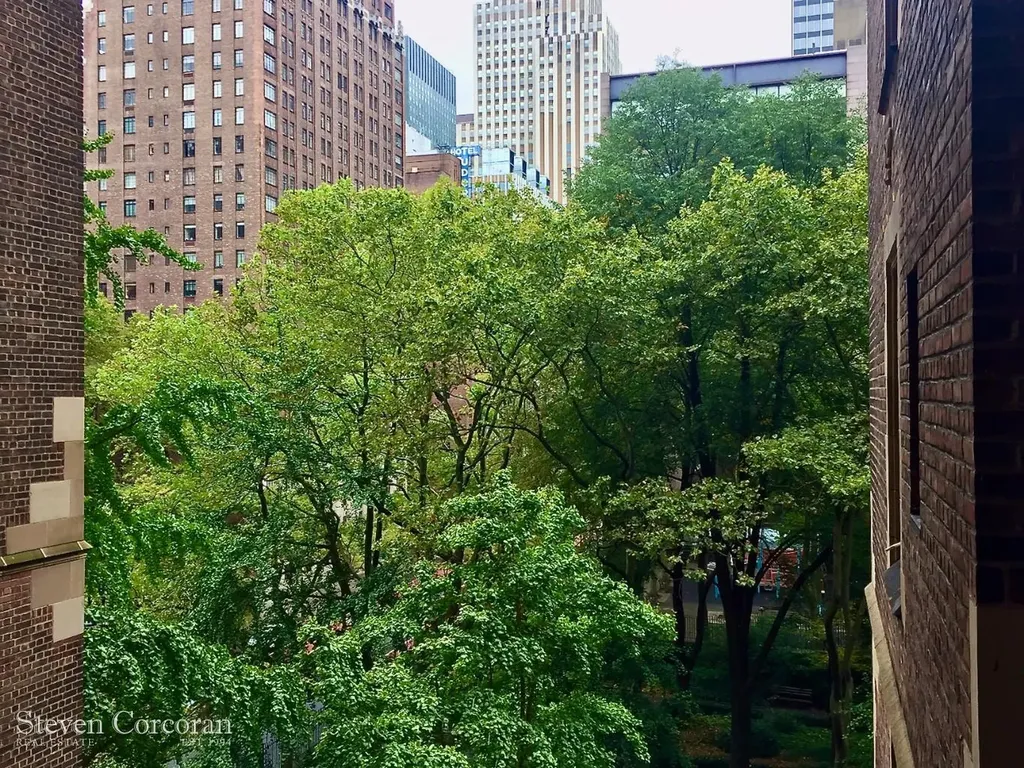 45 Tudor City Place New York City NY 10017