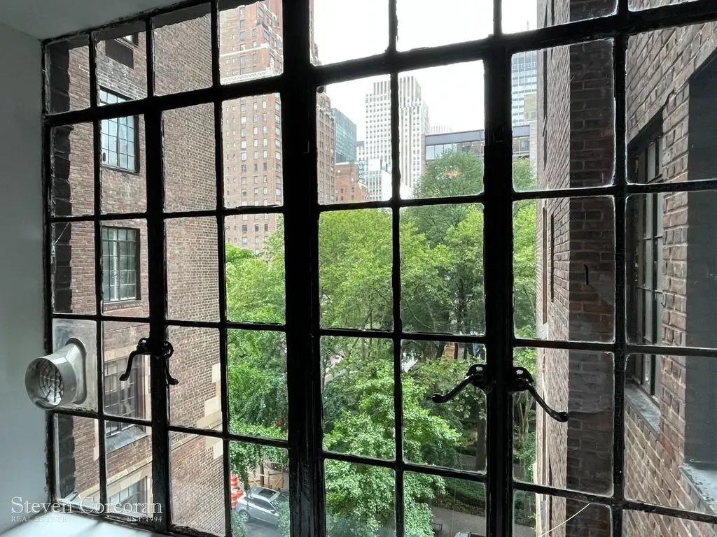 45 Tudor City Place New York City NY 10017