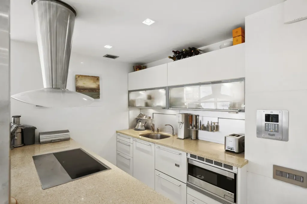 146 W 57th Street New York City NY 10019