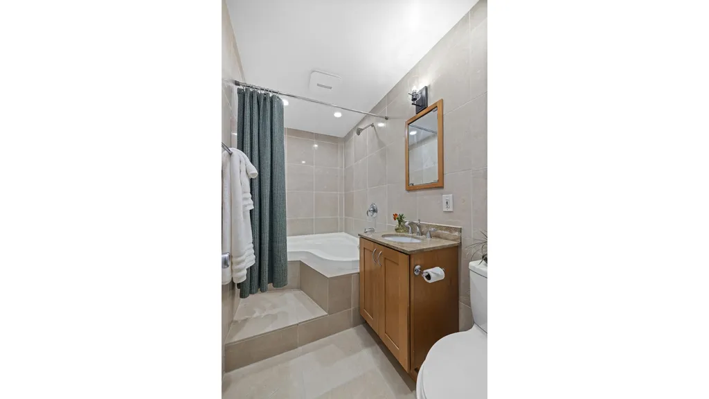 415 Argyle Road New York City NY 11218