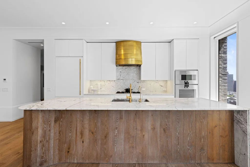 180 E 88th Street New York City NY 10128